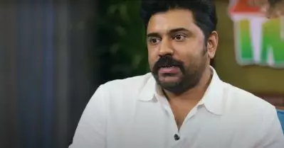 ഞാനും ആ നടനും സമപ്രായം, പക്ഷെ ബഹുമാനം കലർന്ന സൗഹൃദമാണ്; ഏത് സിനിമ ഇറങ്ങുമ്പോഴും ഫോൺകോൾ പ്രതീക്ഷിക്കും: നിവിൻ പോളി