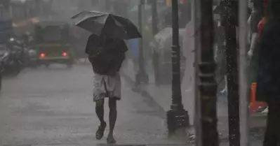 ഇന്നും അതിതീവ്ര മഴ മുന്നറിയിപ്പ്; പത്തനംതിട്ട, ഇടുക്കി ജില്ലകളില്‍ റെഡ് അലേര്‍ട്ട്