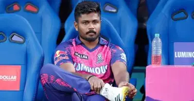 സഞ്ജു ക്രിക്കറ്റിൽ മാത്രമല്ല ഫുട്‍ബോളിലും പുലി തന്നെ; ഒറ്റയടിക്ക് പോസ്റ്റ് പൊളിഞ്ഞുവീണു; വീഡിയോ