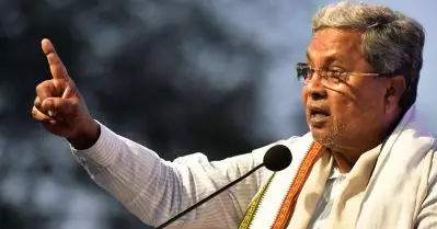 സിദ്ധരാമയ്യ പങ്കെടുത്ത പരിപാടിയിൽ തിക്കും തിരക്കും; 12 പേർക്ക് ദേഹാസ്വാസ്ഥ്യം