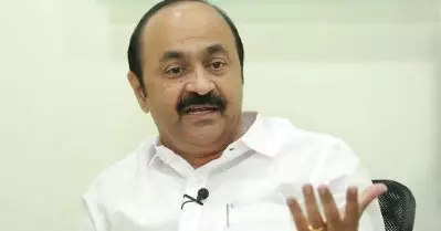 മദ്യനയത്തില്‍ ചര്‍ച്ച നടന്നിട്ടില്ലെന്ന മന്ത്രിമാരുടെ വാദം പച്ചക്കള്ളം: വി.ഡി. സതീശന്‍