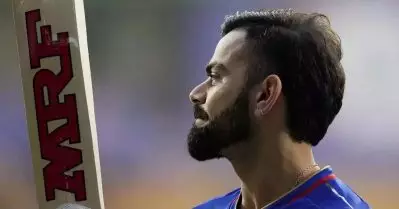 മഴയെത്തും മുമ്പേ ആരാധകര്‍ കണ്ടത് കൊടുങ്കാറ്റ്; കോട്‌ലയുടെ പുത്രന് ചിന്നസ്വാമിയിലും ചരിത്രത്തിലും ഐതിഹാസിക നേട്ടം
