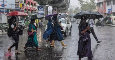 കേരള തീരത്ത് മത്സ്യബന്ധനത്തിന് വിലക്ക്; കടലാക്രമണത്തിന് സാധ്യത, അതിതീവ്ര മഴ തുടരും