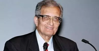 മുസ്‌ലിങ്ങളെ നുഴഞ്ഞു കയറ്റക്കാരെന്ന് വിളിച്ച നരേന്ദ്ര മോദി അവരോട് മാപ്പ് പറയണം: അമർത്യ സെൻ