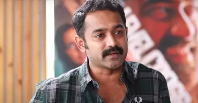 എന്റെ റോൾ മോഡൽ അദ്ദേഹമാണ്, ആ പെരുമാറ്റം മാതൃകാപരം: ആസിഫ് അലി