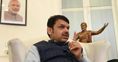 ഫഡ്‌നാവിസിന്റെ രാജി തള്ളി കേന്ദ്രം; പവാർ വിഭാഗത്തിന്റെ സമ്മർദത്തിൽ ഉലഞ്ഞ് അജിത്