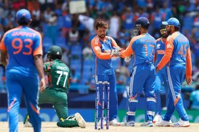 ഒറ്റ ജയം കൊണ്ടെത്തിച്ചത് ശ്രീലങ്കയുടെ ആരുംതൊടാത്ത റെക്കോഡിനൊപ്പം; ടി-20 ലോകകപ്പിൽ ചരിത്രനേട്ടവുമായി ഇന്ത്യ