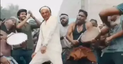 വാത്തി കമിങ്ങില്‍ വിജയ്ക്ക് പകരം ഇന്ത്യന്‍ ‘താത്ത’, അനിരുദ്ധിന്റെ ബീറ്റില്‍ ആരായാലും തുള്ളുമെന്ന് സോഷ്യല്‍ മീഡിയ