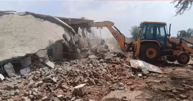 ഫ്രിഡ്ജില്‍ ബീഫ് സൂക്ഷിച്ചതിന് വീട് തകര്‍ത്തു; മധ്യപ്രദേശില്‍ ഇന്നലെ മാത്രം തകര്‍ത്തത് 13 വീടുകള്‍