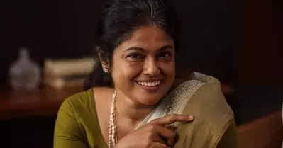 അന്ന് ഞാന്‍ ടെന്‍ഷനായി; ചേച്ചിയെ അവന്റെ അമ്മയായി തോന്നുന്നില്ലെന്ന് പറഞ്ഞു: മഞ്ജു പിള്ള