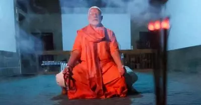 ധ്യാനനിമഗ്നനായി മോദി, കുമ്മോജി ഇട്ട് ചിത്രത്തെ കോമഡിയാക്കി സോഷ്യൽ മീഡിയ