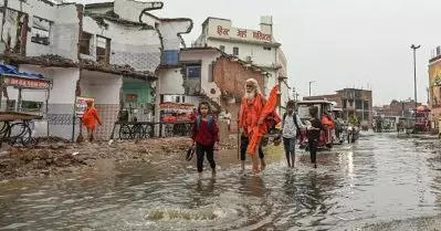 അയോധ്യ രാമക്ഷേത്രത്തിലെ ചോർച്ച; ആറ് ഉദ്യോഗസ്ഥർക്ക് സസ്പെൻഷൻ