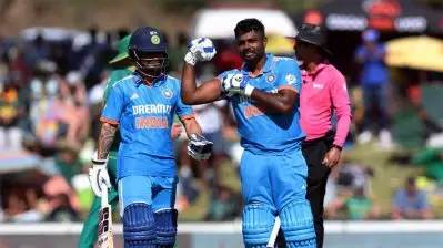 ബംഗ്ലാദേശിനെതിരെ സഞ്ജുവിന് പുതിയ റോള്‍, ഇനി അടിയില്ല വെടി മാത്രം; സ്ഥിരീകരണവുമായി സൂര്യകുമാര്‍ യാദവ്