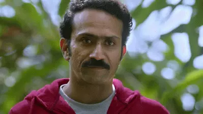 ലിറ്റിൽ ഹാർട്ട്സിലെ ശാന്ത സ്വരൂപനായ ഷാരോണും ഷൈൻ ടോം ചാക്കോയെന്ന നടനും