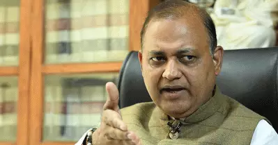 മോദി മൂന്നാമതും പ്രധാനമന്ത്രിയായാല്‍ തല മുണ്ഡനം ചെയ്യും: എ.എ.പി സ്ഥാനാര്‍ത്ഥി