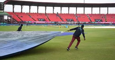 മത്സരം നടക്കാനും ഉപേക്ഷിക്കാനും എത്ര മണി വരെ കാത്തിരിക്കണം; എത്ര ഓവറുകള്‍ വെട്ടിച്ചുരുക്കും; കളി ഉപേക്ഷിച്ചാല്‍ ഫലമെന്ത്?