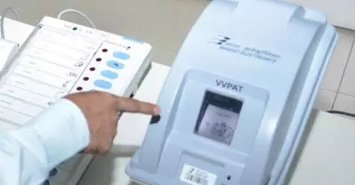 ബി.ജെ.പി അത്ര എളുപ്പം പടിയിറങ്ങില്ല; ഏത് വിധേനയും അധികാരം നിലനിര്‍ത്താനുള്ള അവരുടെ ശ്രമം തടയണം; സിവില്‍ സൊസൈറ്റി പ്രതിനിധികള്‍