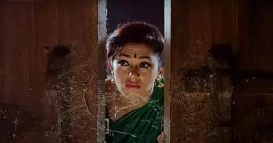 31 വര്‍ഷത്തിന് ശേഷം ‘ചിത്രപൂട്ടിട്ട് പൂട്ടിയ മുറി’ വീണ്ടും തുറക്കുന്നു; ടീസറുമായി മണിച്ചിത്രത്താഴ്