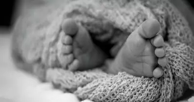 മകനുണ്ടാവാത്തതിൽ നിരാശ; ദൽഹിയിൽ ഇരട്ട പെൺകുഞ്ഞുങ്ങളെ കൊന്ന് കുഴിച്ചുമൂടി പിതാവ്