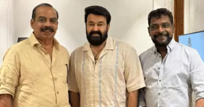 മനസ് നിറക്കാൻ ‘ഹൃദയപൂർവ്വം’ വീണ്ടും മോഹൻലാലും സത്യൻ അന്തിക്കാടും; ക്രിസ്മസ് റിലീസെന്ന് റിപ്പോർട്ടുകൾ