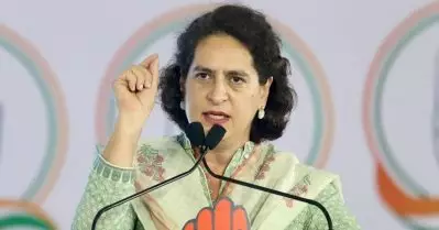 ബീഹാറിൽ മൂന്ന് വർഷത്തിനുള്ളിൽ തകർന്നത് 27 പാലങ്ങൾ; എൻ.ഡി.എ സർക്കാരിന്റെ ഗെയിം പ്ലാനിങ്ങിൽ ജാഗ്രതയുണ്ടാകണം: പ്രിയങ്ക