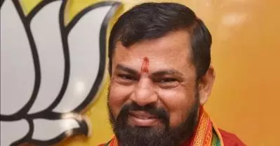 മുസ്‌ലിങ്ങള്‍ ഭക്ഷണത്തില്‍ തുപ്പുന്നു; ഹോട്ടലിന് ഹിന്ദു പേരിട്ട് കബളിപ്പിക്കുന്നു; വിദ്വേഷ പ്രസംഗവുമായി തെലങ്കാന ബി.ജെ.പി എം.എല്‍.എ