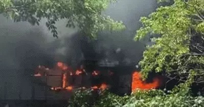 തൃശൂരില്‍ ഗോഡൗണിന് തീപിടിച്ചു; അപകടത്തില്‍ ഒരു മരണം