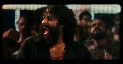 അപ്പൊ ഇക്കുറിയും പറമ്പ് പൂരപ്പറമ്പായി; ‘ചൂളമടിക്കട താളമടിക്കട’ പാട്ടുമായി പെപ്പെ