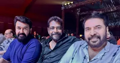 ഹേമ കമ്മിറ്റി റിപ്പോര്‍ട്ടില്‍ നിന്ന് ശ്രദ്ധ തിരിക്കാന്‍ ആന്റണി പെരുമ്പാവൂര്‍ നടത്തിയ പി.ആര്‍ വര്‍ക്കോ?  ഫോട്ടോ ചര്‍ച്ച ചെയ്ത് സോഷ്യല്‍ മീഡിയ