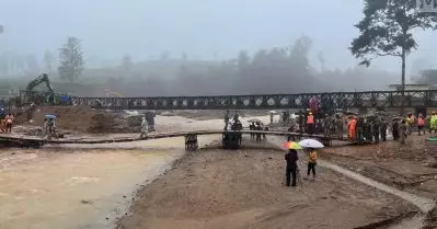 ബെയ്‌ലി പാലം മുണ്ടക്കൈക്ക് സമര്‍പ്പിച്ച് സൈന്യം, സ്ഥിരം പാലം വരുന്നതുവരെ പൊളിക്കില്ല