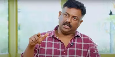 അഭിനയിക്കുന്നതിന് മുന്നേ ആ മമ്മൂട്ടി ചിത്രത്തില്‍ പ്രകാശ് വര്‍മ ശബ്ദം കൊടുത്തിട്ടുണ്ട്, അധികമാര്‍ക്കും അറിയില്ല: ബിനു പപ്പു