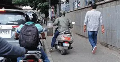 ഫുട്പാത്തുകള്‍ കാല്‍നടക്കാര്‍ക്കുള്ളത്; വാഹനമോടിച്ചാല്‍ നടപടി
