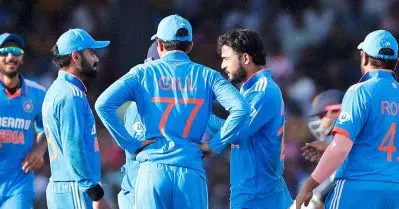 ഇന്ത്യയ്ക്ക് കനത്ത തിരിച്ചടി; ലങ്കന്‍ അറ്റാക്കില്‍ ചാമ്പലായി രോഹിത്തിന്റെ പടയാളികള്‍!