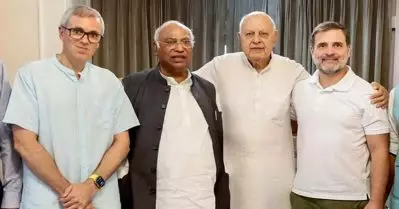 ജമ്മു കശ്മീരിലെ 90 സീറ്റുകളിലും കോണ്‍ഗ്രസും നാഷണല്‍ കോണ്‍ഫറന്‍സും ഒരുമിച്ച് മത്സരിക്കും