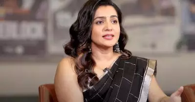 ചില കമൻ്റുകൾ വേദനിപ്പിക്കും, പേടി തോന്നിയ അവസരങ്ങളുമുണ്ട്; എന്നാലും നിലപാടുകളിൽ മാറ്റം വരുത്തില്ല: പാർവതി തിരുവോത്ത്
