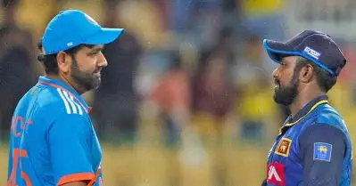 ഇന്ത്യയെ സമനിലയില്‍ കുരുക്കി ലങ്ക; ബാറ്റിങ്ങില്‍ പണി പാളി!