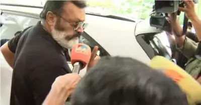 മാധ്യമപ്രവര്‍ത്തകരെ കൈയേറ്റം ചെയ്തതിൽ കേസെടുക്കണം; സുരേഷ് ഗോപിക്കെതിരെ പരാതി