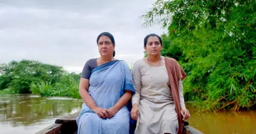 Parvathy Tiruvoth and Urvashi are in Ullozhukk Movie