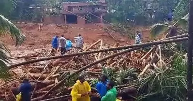 വിലങ്ങാട് ഉരുള്‍പൊട്ടല്‍; മൊറട്ടോറിയം പ്രഖ്യാപിച്ച് സര്‍ക്കാര്‍
