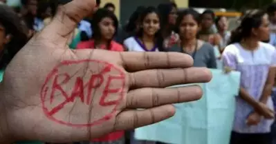ഉജ്ജയിനിയിലെ തെരുവിൽ നടന്ന ബലാത്സംഗം ചിത്രീകരിച്ച ആൾ അറസ്റ്റിൽ