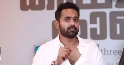 രാജാവിന്റെ കൈയില്‍ നിന്ന് പട്ടും വളയും കിട്ടിയ ഫീലായിരുന്നു എനിക്ക് ആ സമയത്ത്: ആസിഫ് അലി