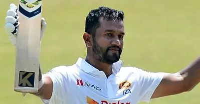 അവര്‍ രണ്ട് പേരും ഒരുമിച്ച് ബോളെറിയാന്‍ വന്നപ്പോള്‍ ലങ്ക കിതച്ചു; സൂപ്പര്‍ താരങ്ങളെക്കുറിച്ച് ദിമുത് കരുണരത്‌നെ