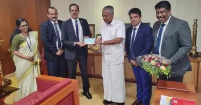 വയനാടിന്റെ പുനര്‍നിര്‍മാണം; മുഖ്യമന്ത്രിയുടെ ദുരിതാശ്വാസ നിധിയിലേക്ക് ഒരു കോടി രൂപ കൈമാറി ഐ.ഡി.ബി.ഐ ബാങ്ക്