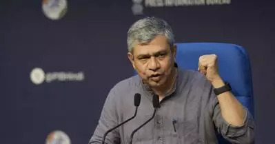70 വയസ് കഴിഞ്ഞവര്‍ക്ക് സൗജന്യ ചികിത്സ പ്രഖ്യാപിച്ച് കേന്ദ്ര സര്‍ക്കാര്‍