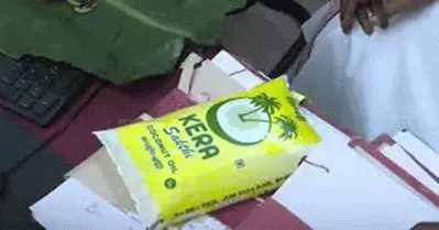ആദിവാസി കുടുംബങ്ങള്‍ക്ക് ഗുണനിലവാരമില്ലാത്ത വെളിച്ചെണ്ണ നല്‍കി; കമ്പനിക്ക് ഏഴ് ലക്ഷം രൂപ പിഴ