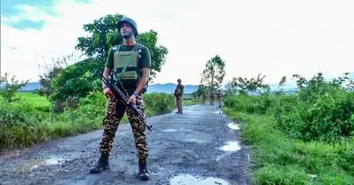 മണിപ്പൂരിൽ ഡെപ്യൂട്ടി കമ്മീഷണർ ഓഫീസിന് തീയിട്ട സംഭവം; മൂന്ന് പേർ അറസ്റ്റിൽ