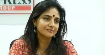 ഇനി ആ നടനെ കാണുമ്പോൾ എനിക്ക് ചോദിക്കണം, ഹലോ എന്നെ ഓർമയുണ്ടോയെന്ന്: മേതിൽ ദേവിക
