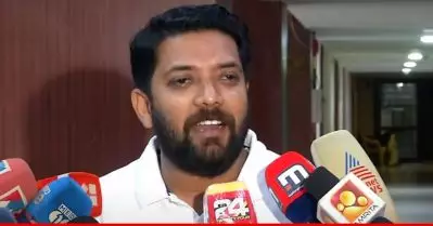ഇന്ദ്രനെയും ചന്ദ്രനെയും പേടിക്കാത്ത മുഖ്യമന്ത്രി അജിത്തിനെയും സുജിത്തിനെയും ഭയക്കുന്നു: ഷാഫി പറമ്പില്‍
