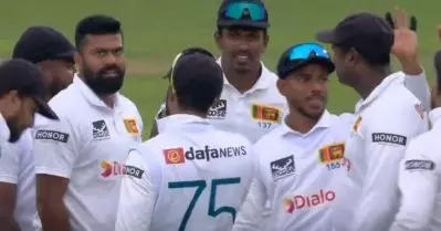ശ്രീലങ്ക കത്തി കയറി, ഇംഗ്ലണ്ട് തകര്‍ന്നടിഞ്ഞു!