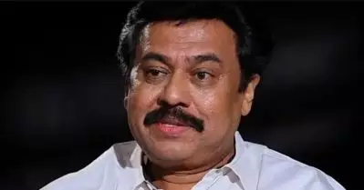 മന്ത്രിമാര്‍ക്ക് ഇഷ്ടക്കേട് തോന്നിയാല്‍ അവാര്‍ഡ് കിട്ടില്ലെന്ന ഭയം; എന്ത് വൃത്തികേട് കണ്ടാലും കലാകാരന്മാര്‍ മിണ്ടുന്നില്ല: വിനയന്‍